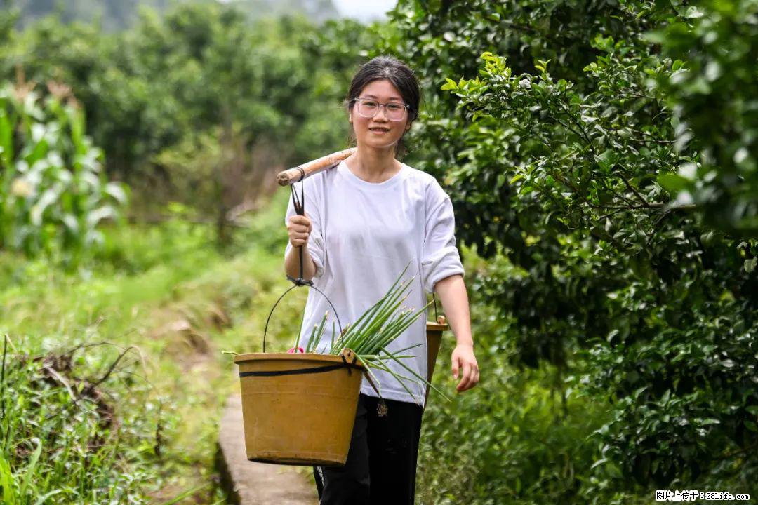 全网追的“扁担女孩”，找了一份暑假工，时薪12元 - 绥化生活资讯 - 绥化28生活网 suihua.28life.com